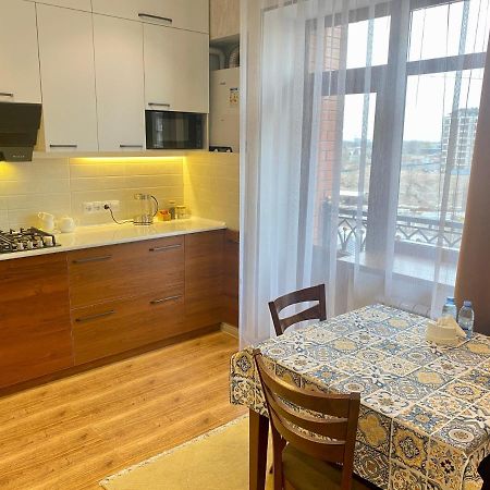 Spacious Apartment In New Building, Near The City Center And Airport Tasjkent Exteriör bild