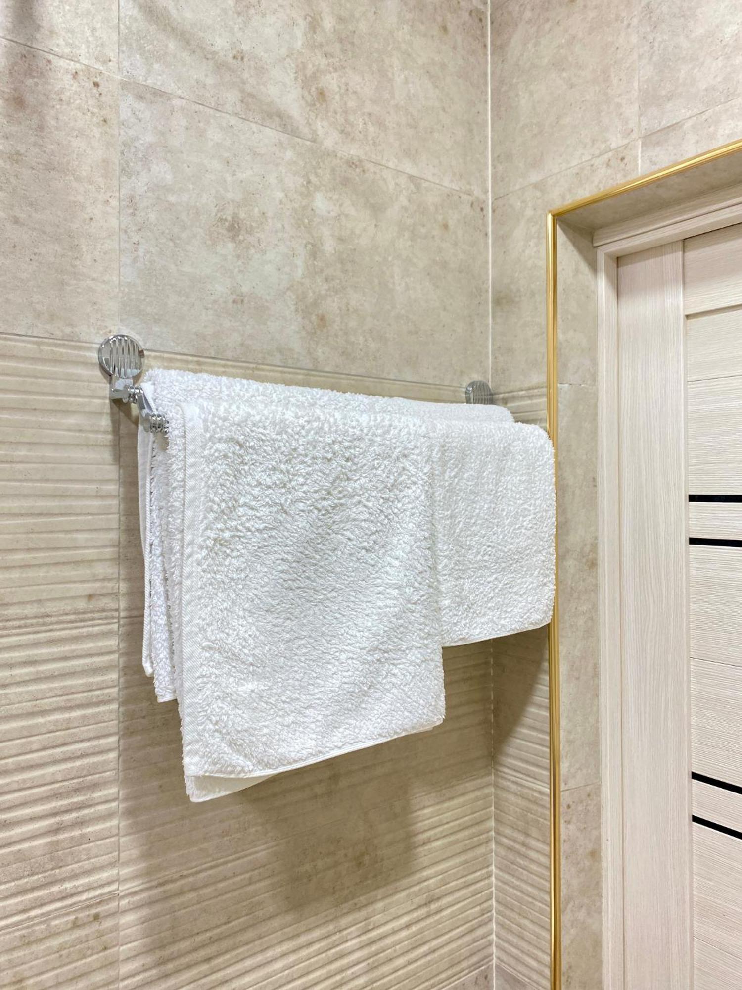 Spacious Apartment In New Building, Near The City Center And Airport Tasjkent Exteriör bild
